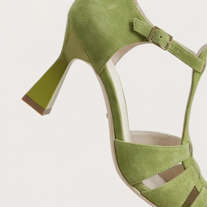 Eira™ | Vintage Strap Heels