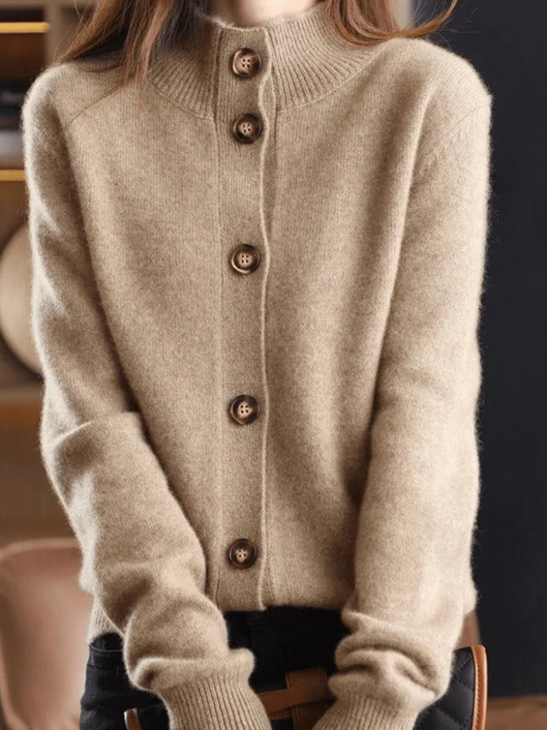 SOFIA | BUTTON CARDIGAN