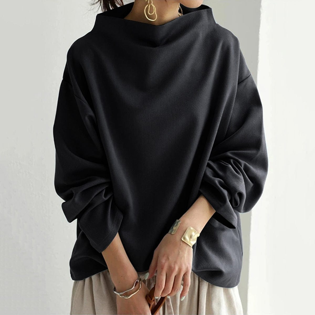 Jacinta | Relaxed High-Neck Top